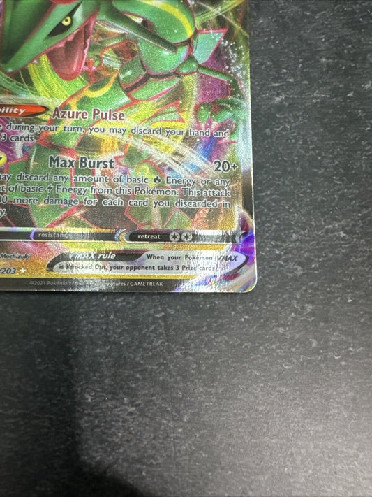 Rayquaza VMAX 111/203 Swsh07: Evolving Skies Holo