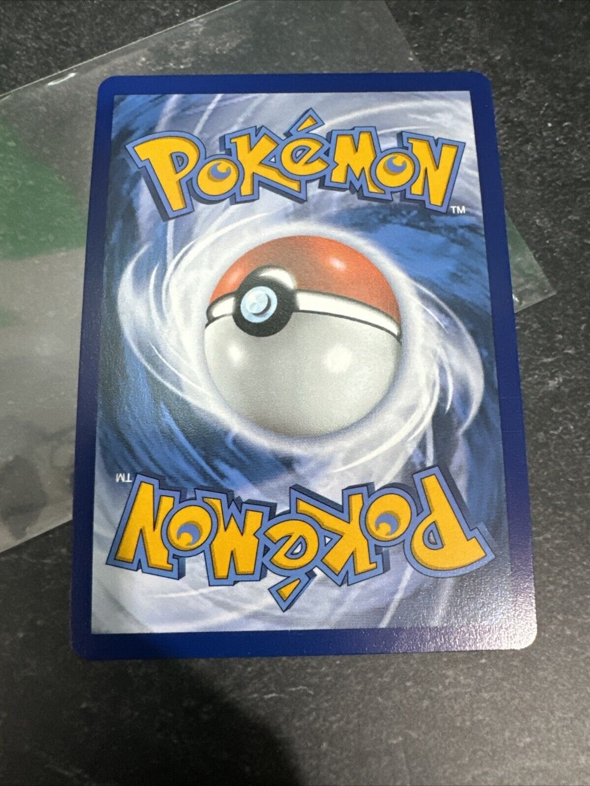 Rayquaza VMAX 111/203 Swsh07: Evolving Skies Holo