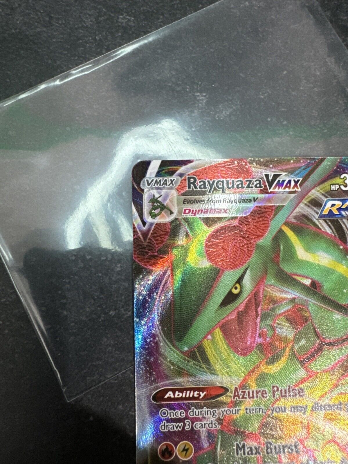 Rayquaza VMAX 111/203 Swsh07: Evolving Skies Holo